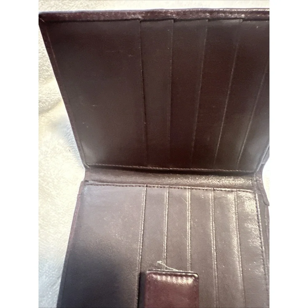Aigner Smooth Leather Oxblood Burgundy Billfold Wallet Leather A Hardware
